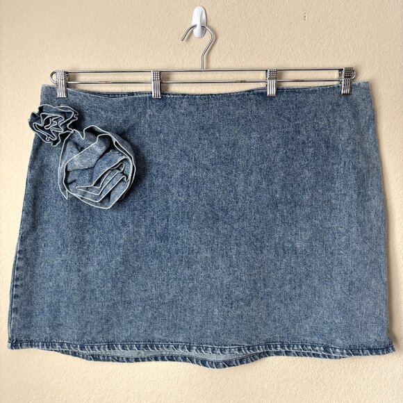Future Collective 2X Rosette Denim Mini Skirt NEW - Picture 2 of 11